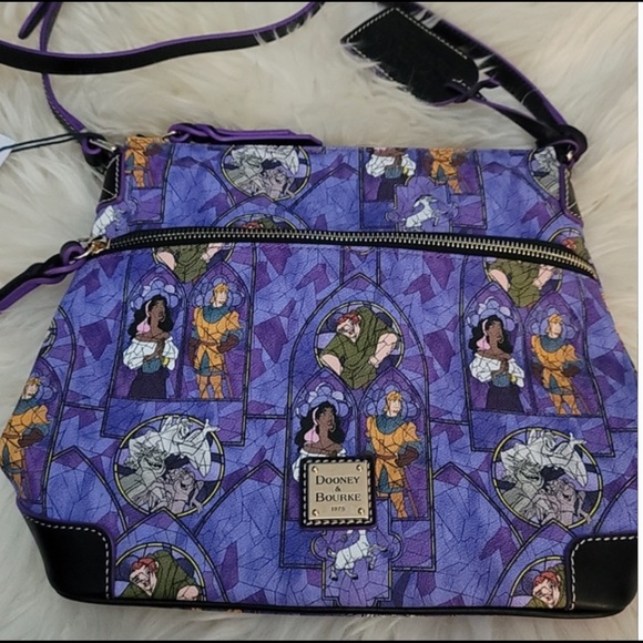 *Rare* Disney Dooney and Bourke Hunchback of Notre Dame Crossbody Bag - Picture 3 of 4
